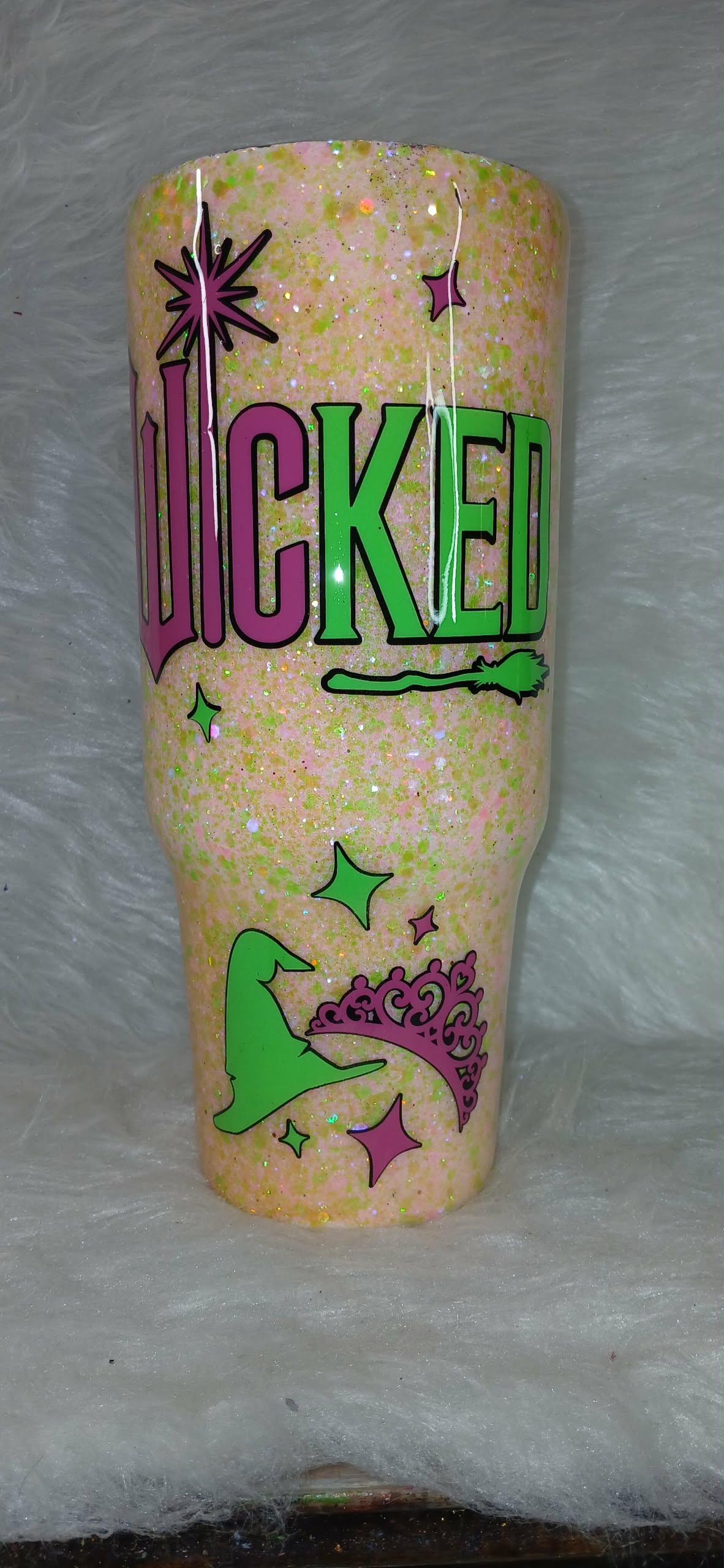 120625-0027 - 40OZ HANDLE terri oneal