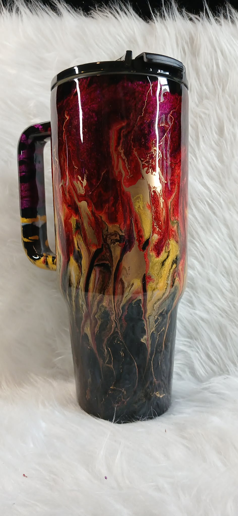 40oz Handle - blk red gold colormelt